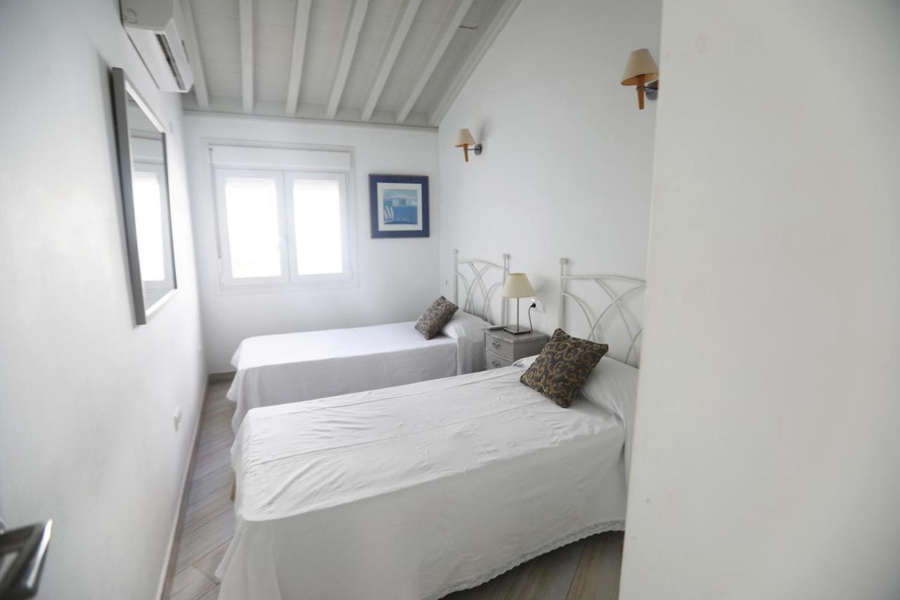 Apartamento Isla De Arriaran Малага Екстериор снимка